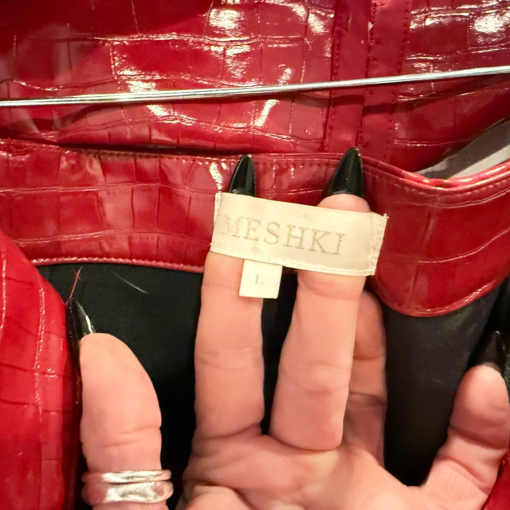Meshki Red Croc-Effect faux leather - Picture 4 of 11